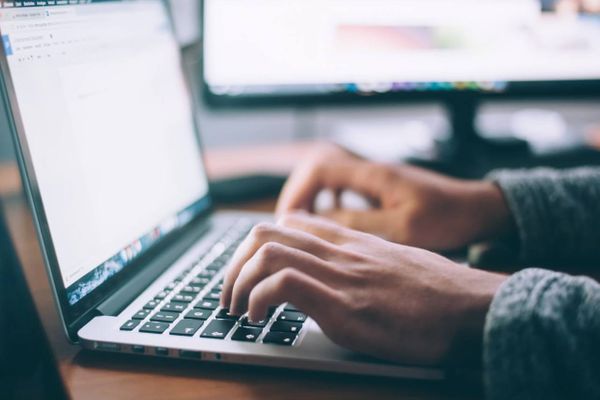 How to start blogging and earning money with your blog